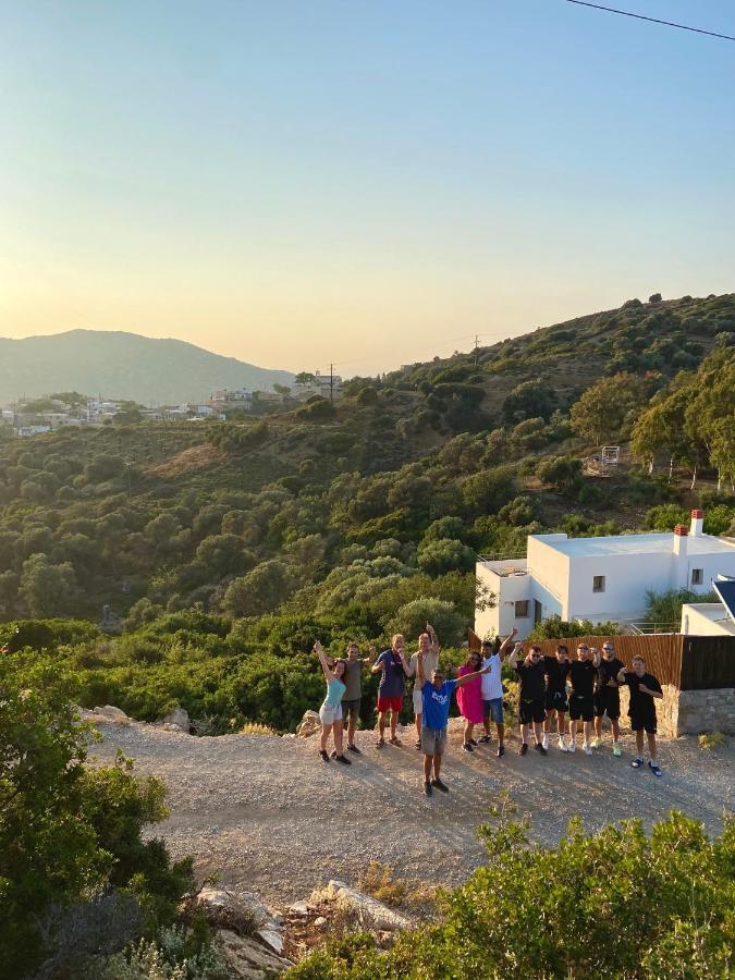 Mourtzanakis Residence - Traditional Eco Hotel In Achlada Akhládha Exterior foto